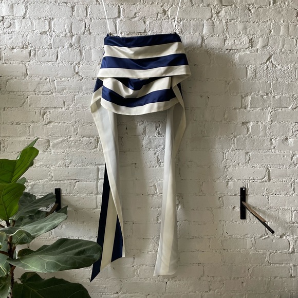 NWT J. Crew Satin/Silk Strapless Back Bow Tie Sash Blouse Size 2 - Picture 3 of 8